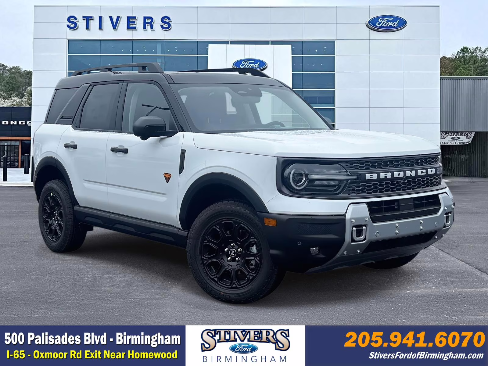 2025 Oxford White Ford Bronco Sport Badlands 4X4 SUV