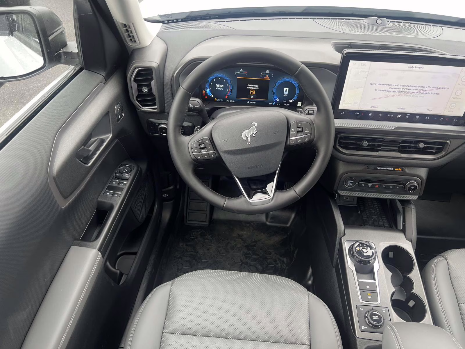 2025 Oxford White Ford Bronco Sport Badlands 4X4 SUV