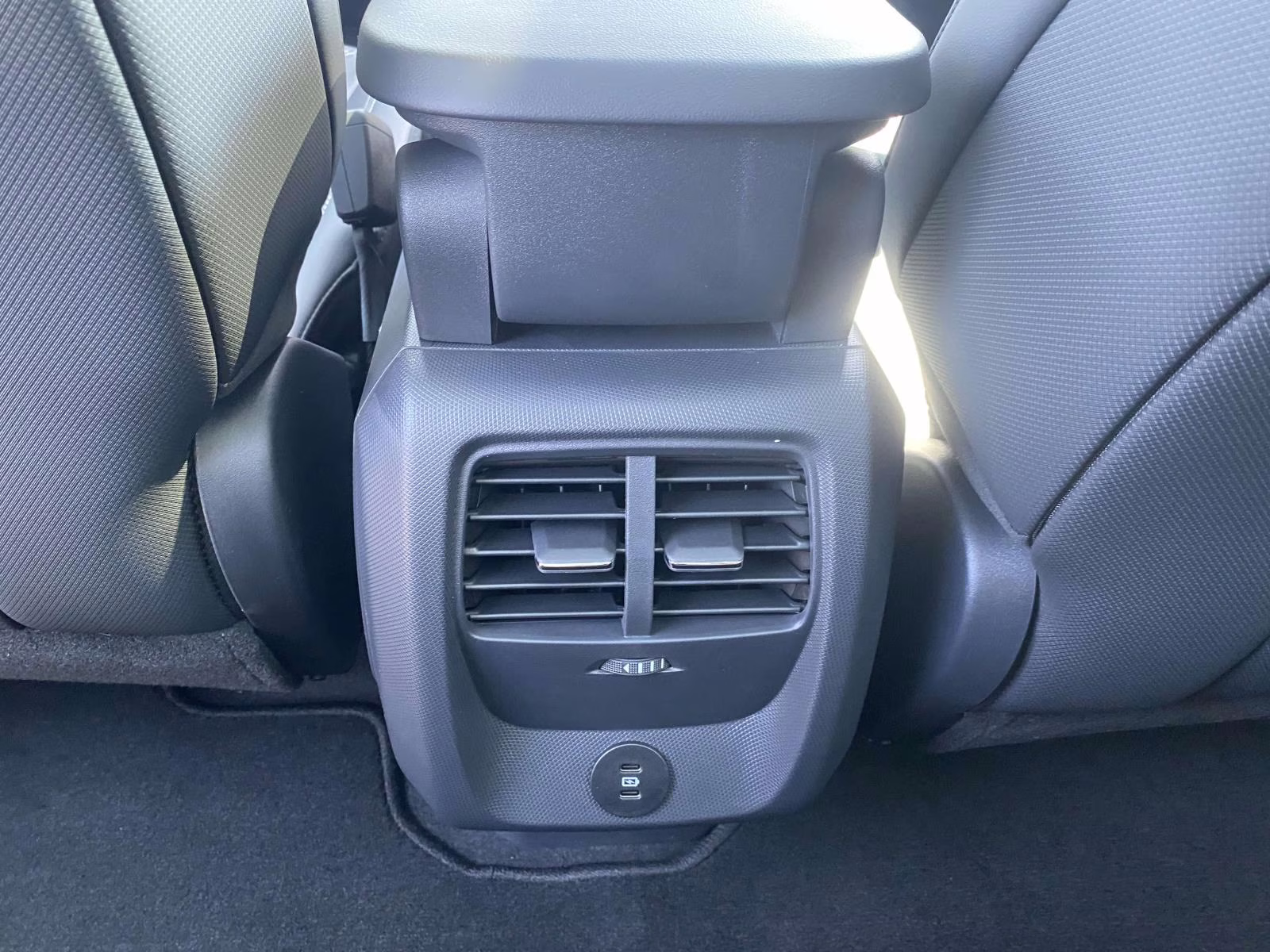 2025 Star White Metallic Tri-Coat Ford Mustang Mach-E Premium RWD SUV