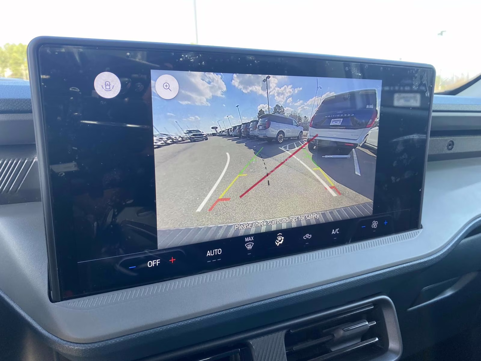 2026 Space White Metallic Ford Maverick XL FWD Truck