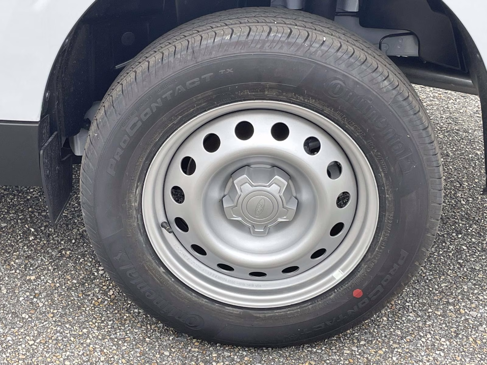 2026 White Metallic Ford Maverick XL FWD Truck