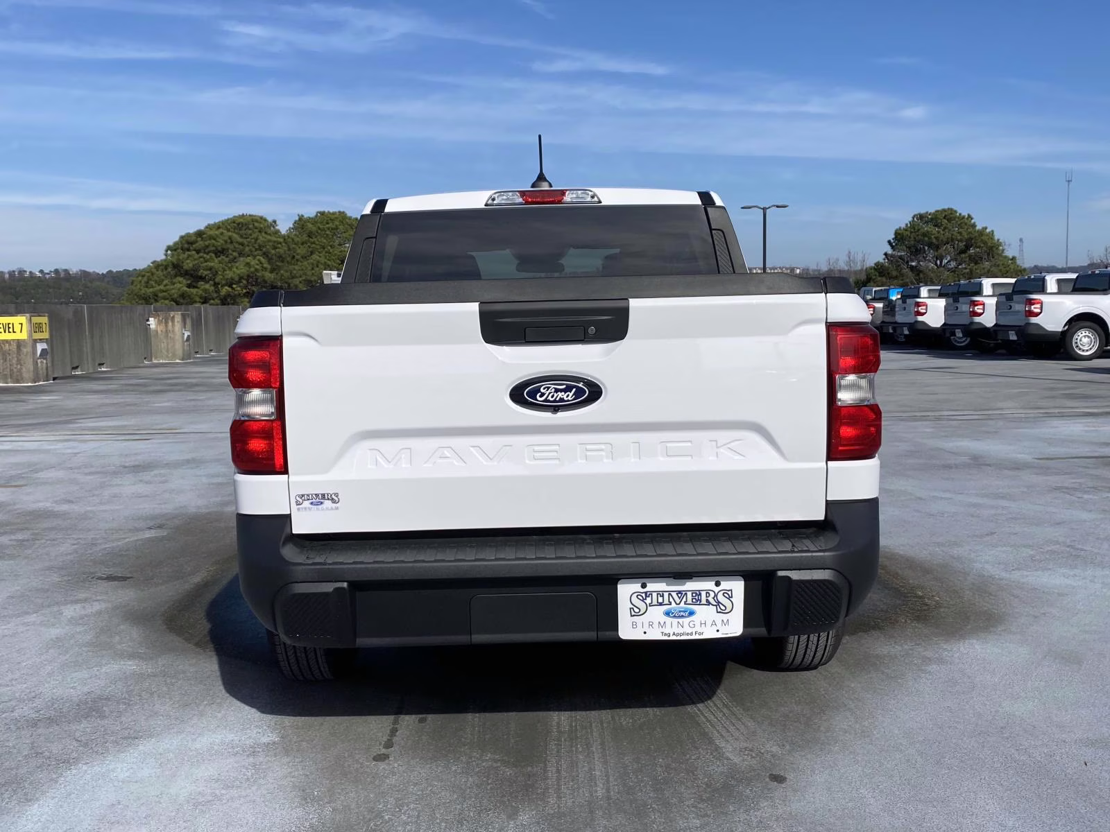 2025 Oxford White Ford Maverick XL AWD Truck