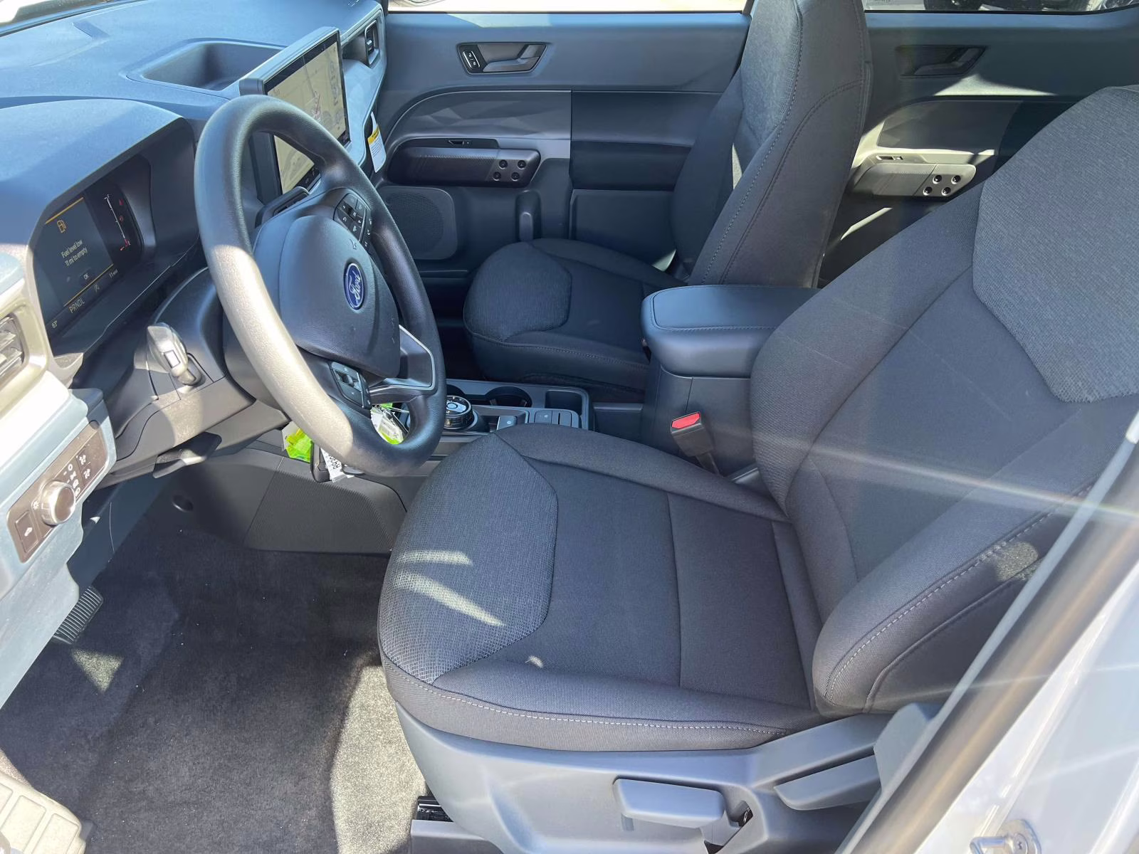 2026 White Metallic Ford Maverick XL AWD Truck