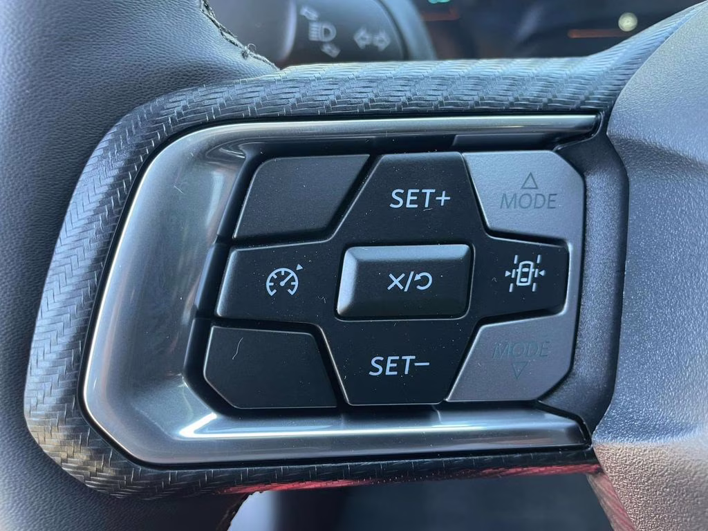 2025 Oxford White Ford Mustang EcoBoost RWD Coupe