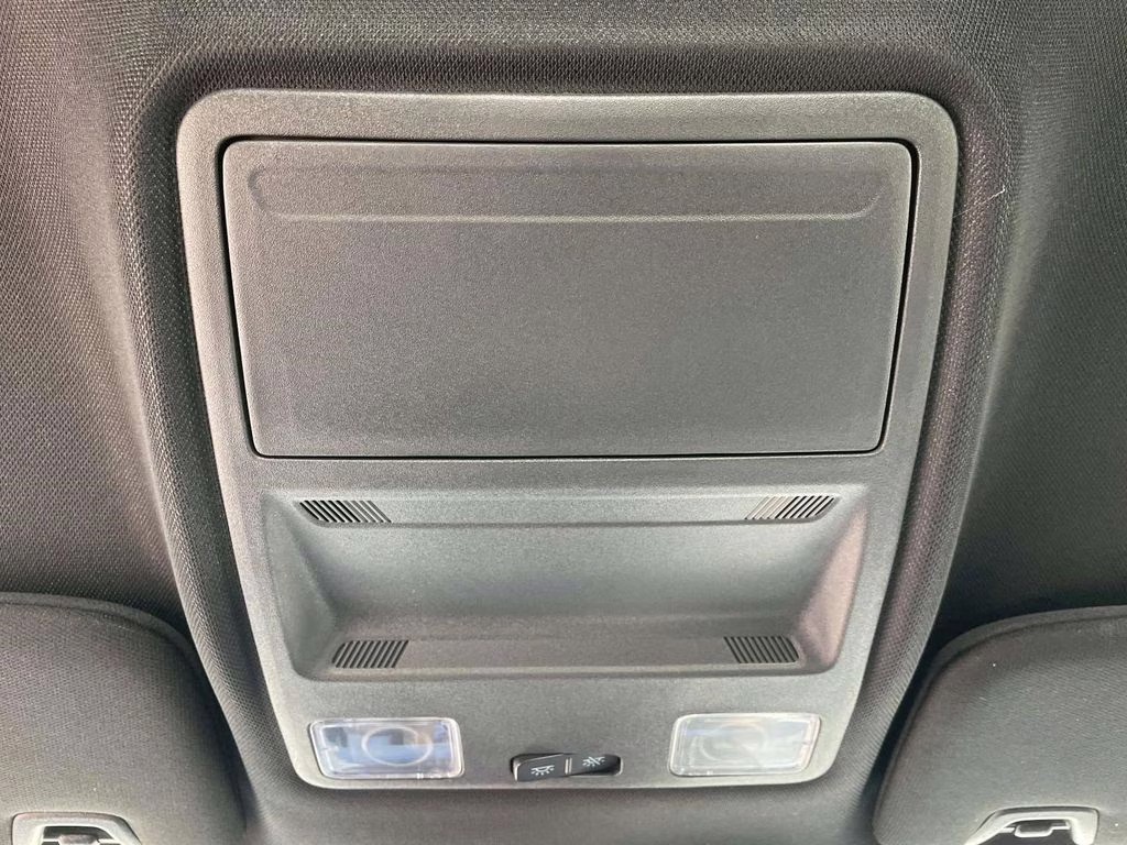 2025 Oxford White Ford Mustang EcoBoost RWD Coupe