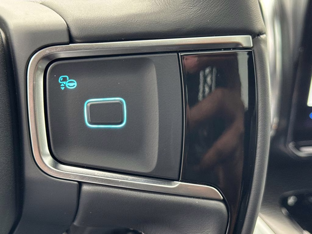 2025 Gray Metallic Ford Expedition Max Platinum 4X4 SUV