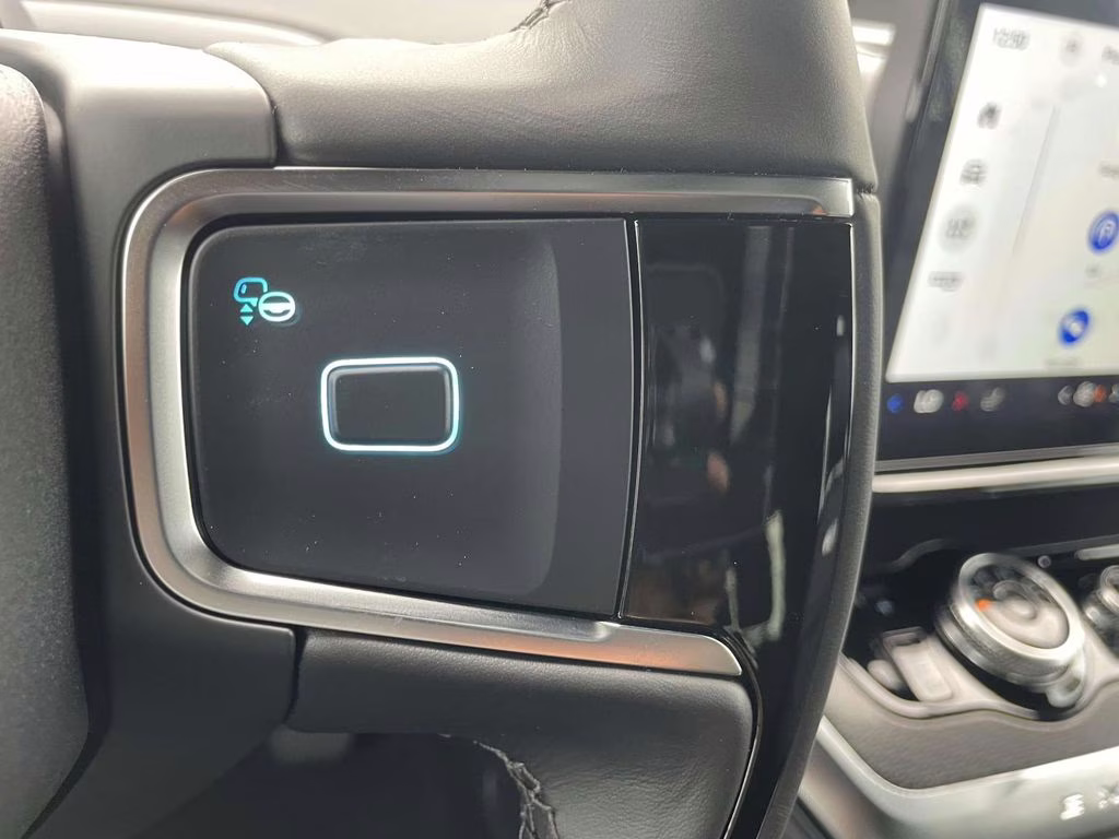 2025 Black Metallic Ford Expedition Max Platinum 4X4 SUV