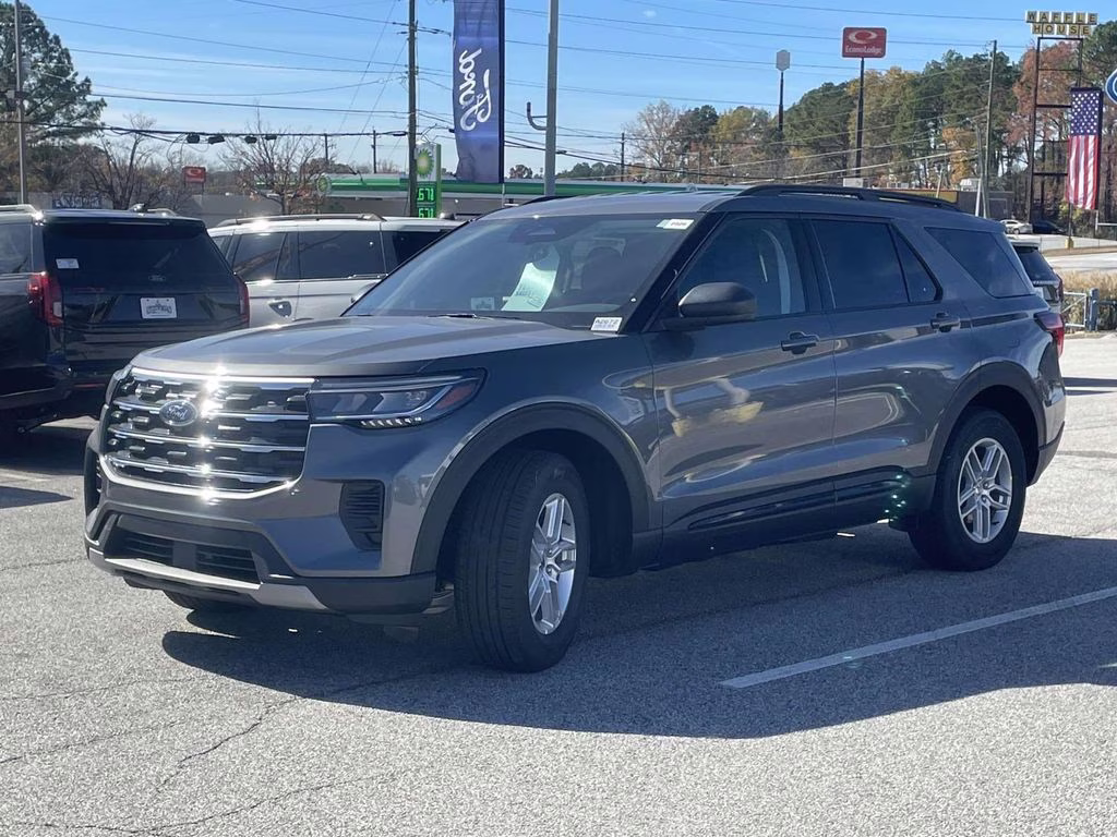 2026 Gray Metallic Ford Explorer Active RWD SUV