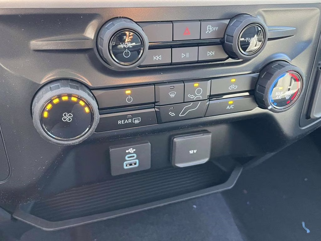 2026 Black Metallic Ford Super Duty F-250 SRW XL 4X4 Truck