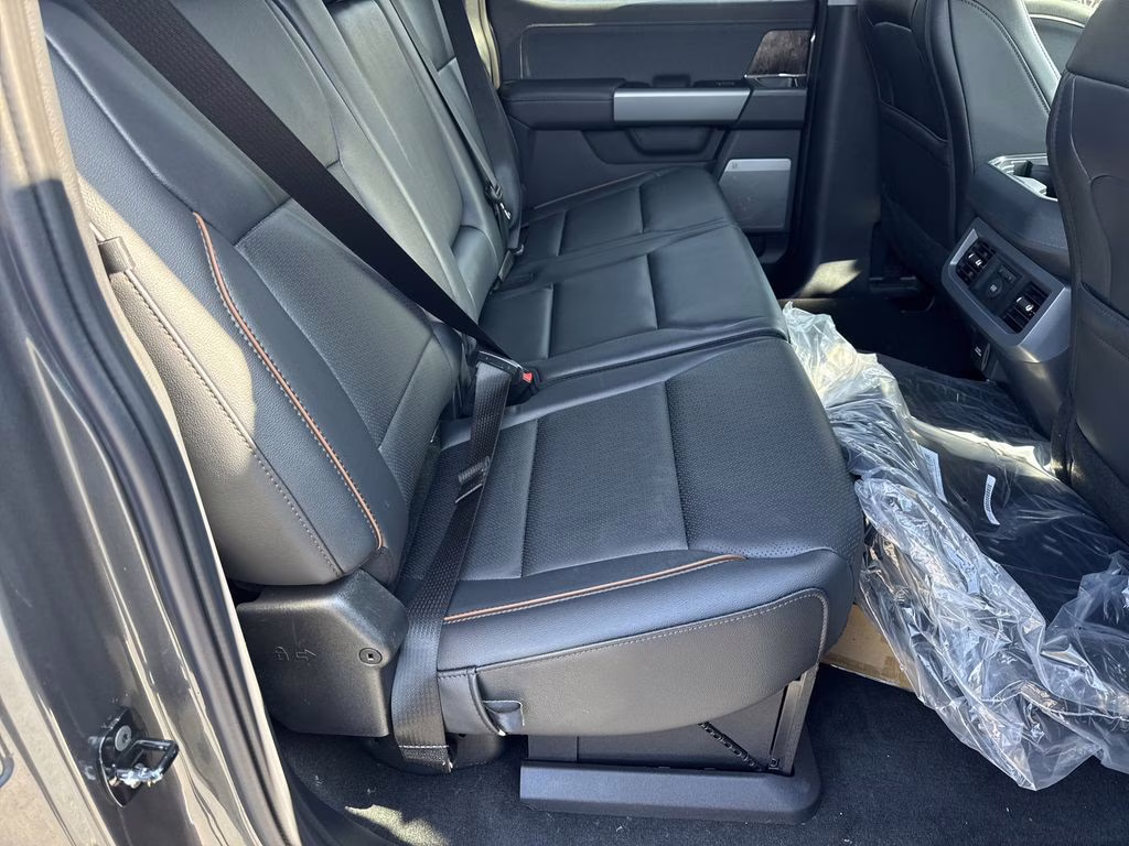 2026 Gray Metallic Ford Super Duty F-250 SRW Lariat 4X4 Truck