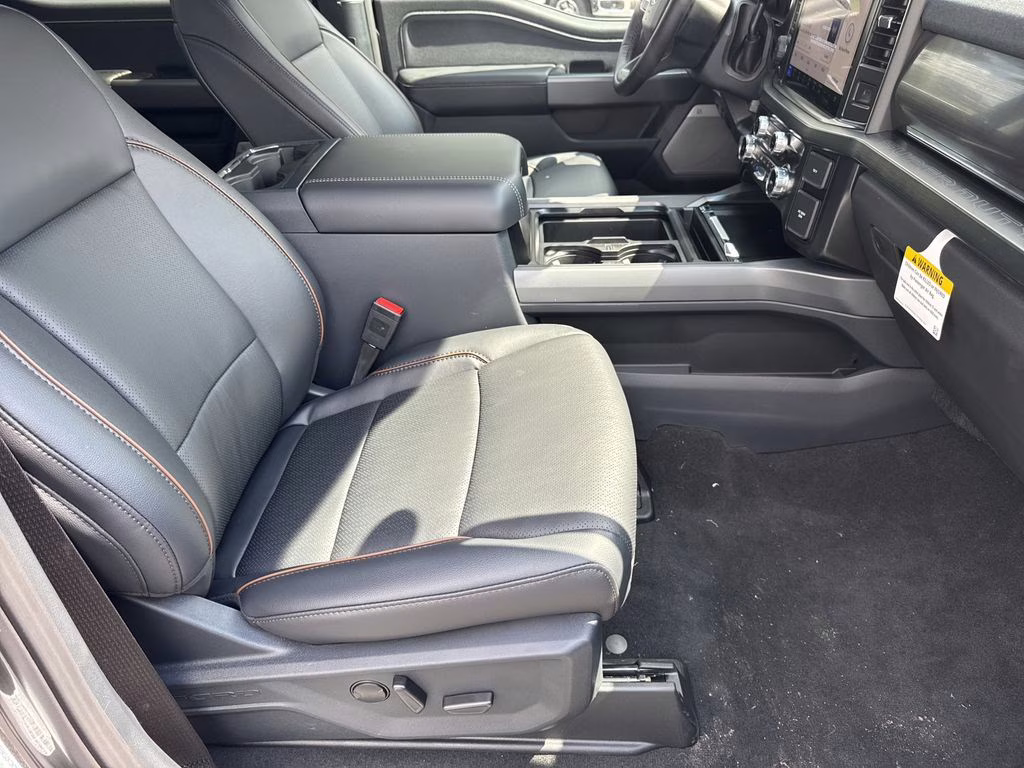 2026 Gray Metallic Ford Super Duty F-350 SRW Lariat 4X4 Truck