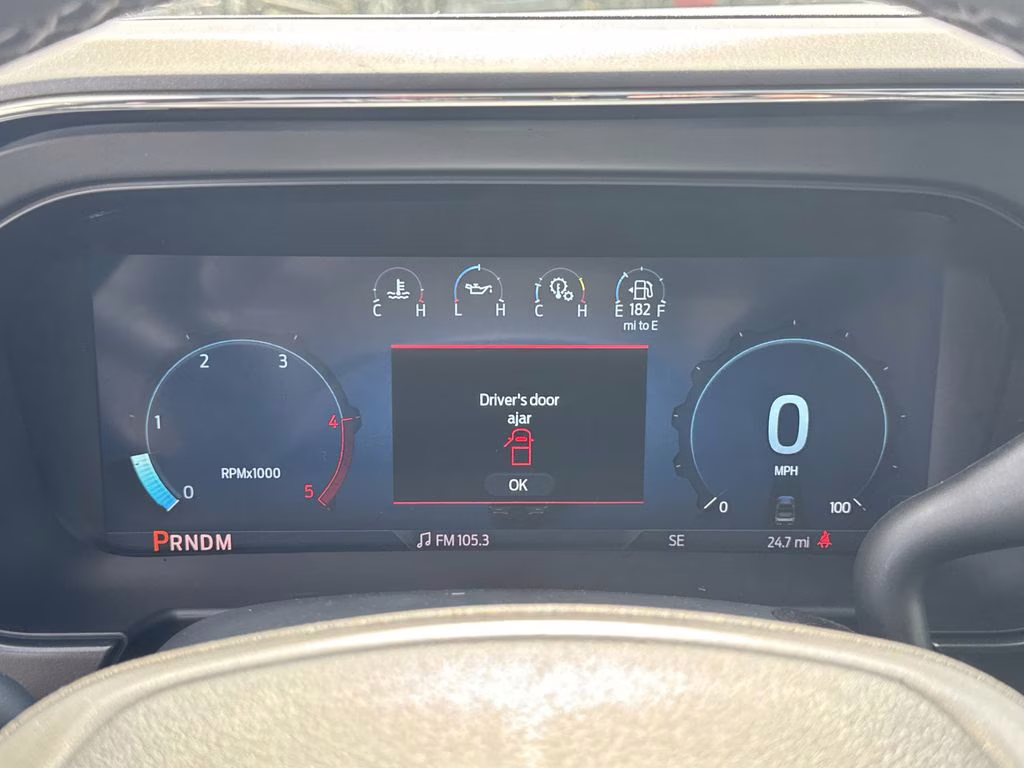 2026 Gray Metallic Ford Super Duty F-350 SRW Lariat 4X4 Truck