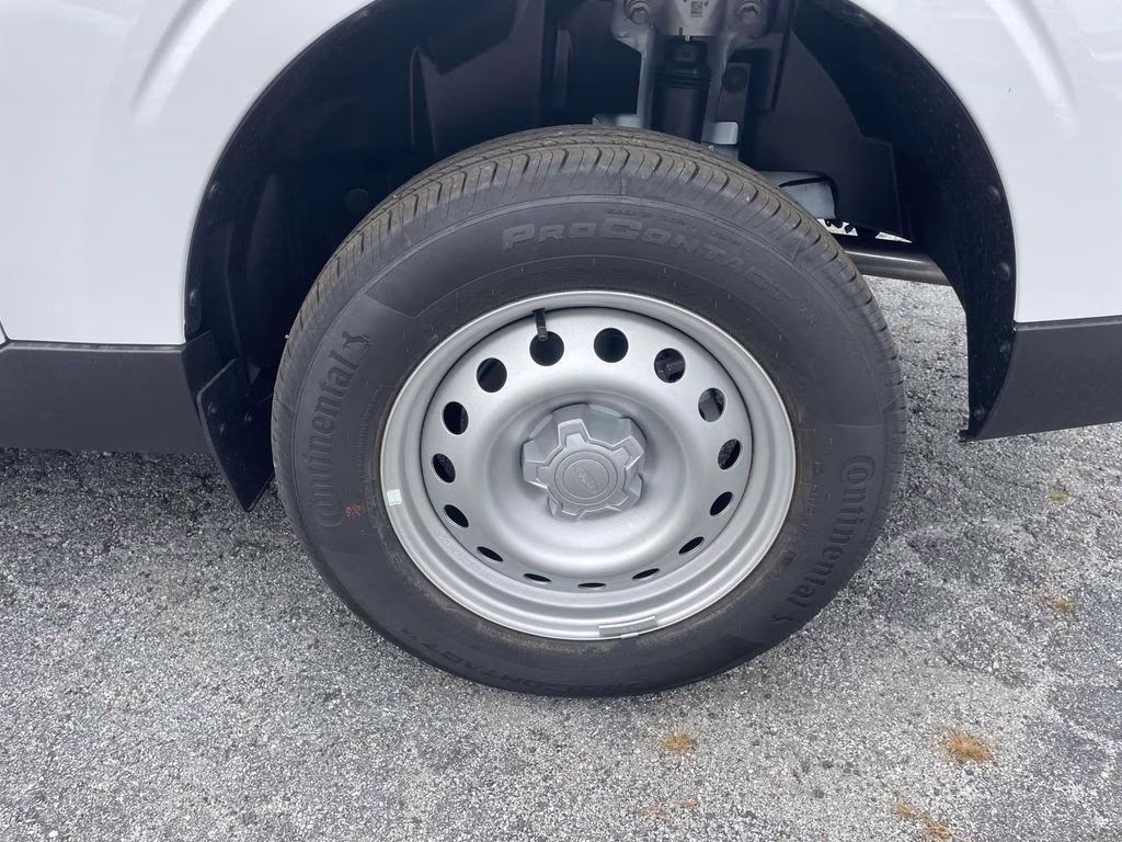 2025 Oxford White Ford Maverick XL FWD Truck