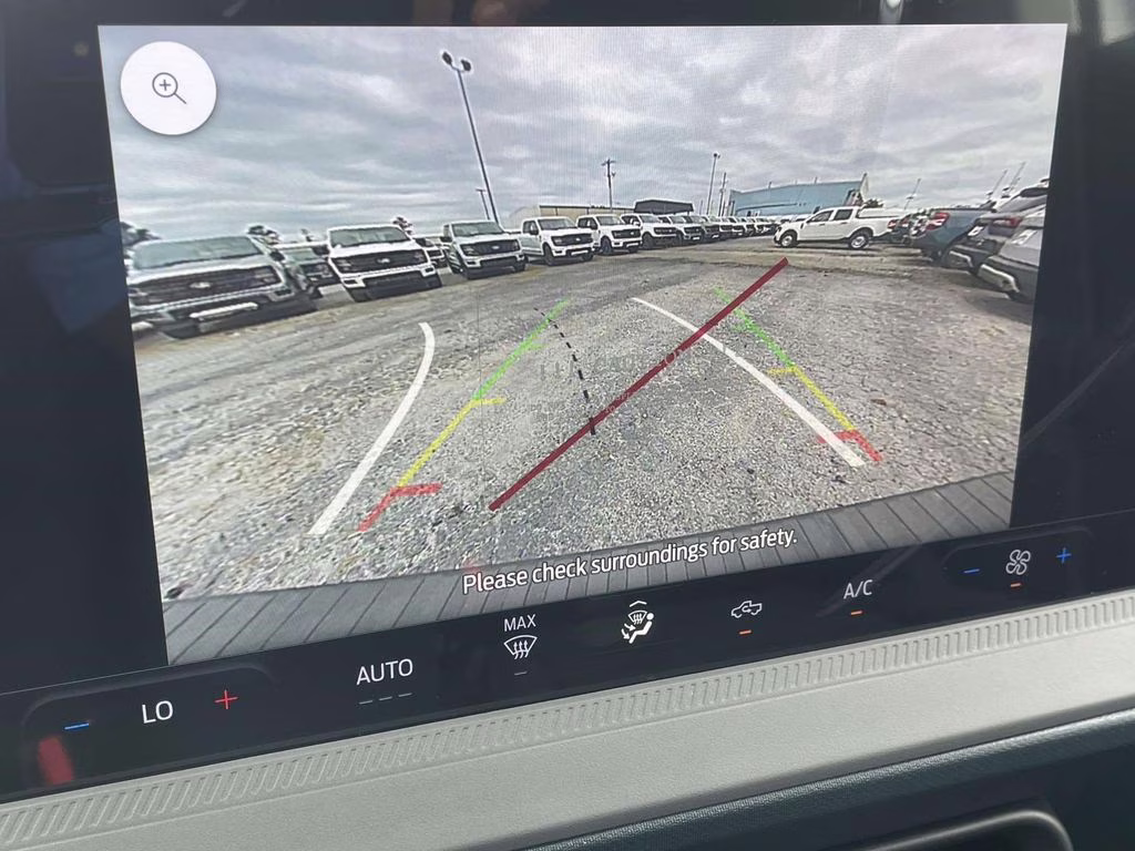 2025 Oxford White Ford Maverick XL FWD Truck