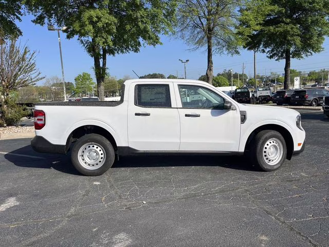 2025 Oxford White Ford Maverick XL FWD Truck