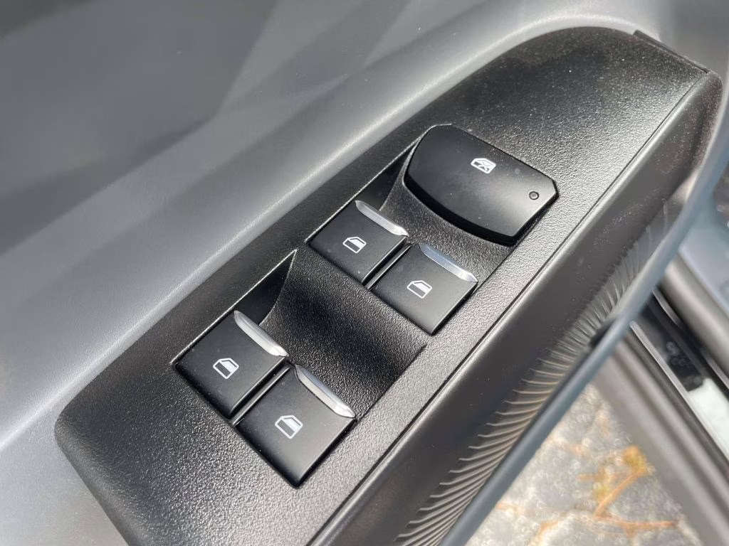 2025 Shadow Black Ford Maverick XL FWD Truck