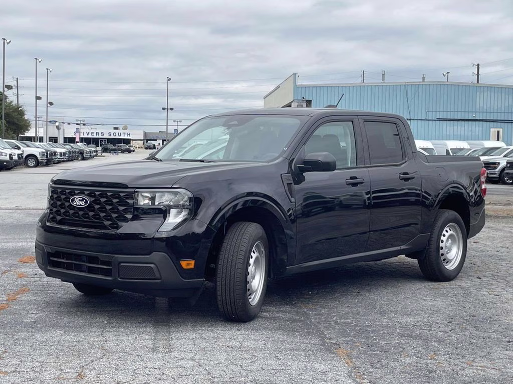 2025 Shadow Black Ford Maverick XL FWD Truck