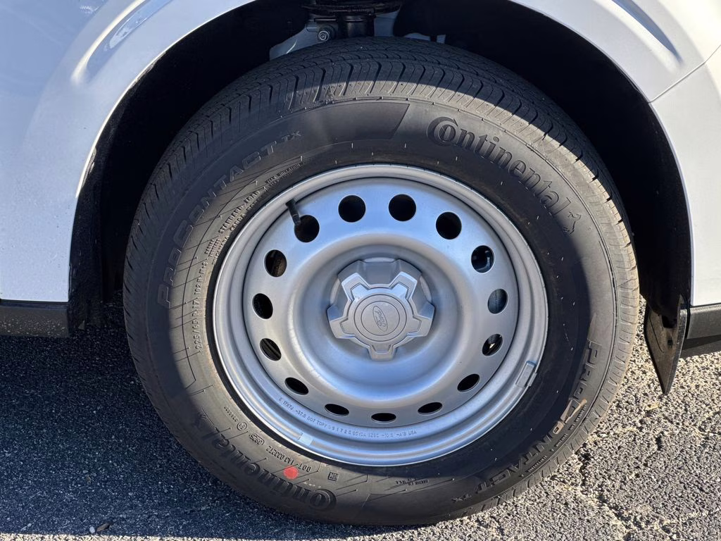 2025 Oxford White Ford Maverick XL FWD Truck