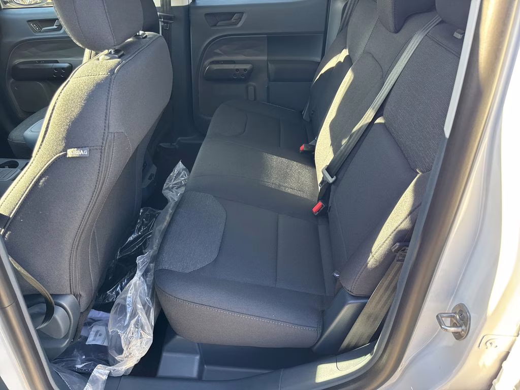 2025 Oxford White Ford Maverick XL FWD Truck