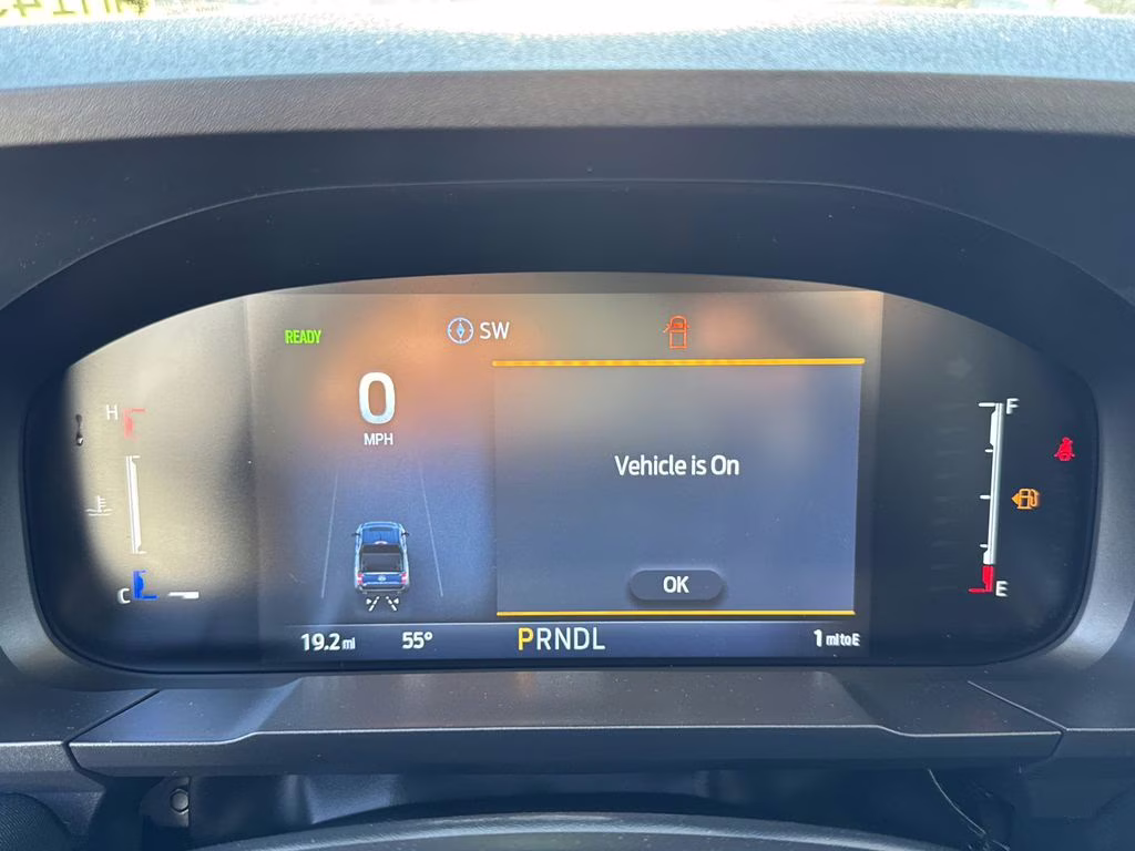 2025 Oxford White Ford Maverick XL FWD Truck