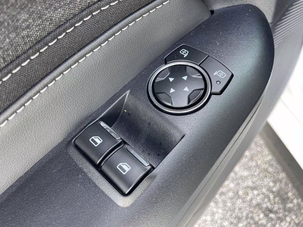 2026 Oxford White Ford Mustang EcoBoost RWD Coupe