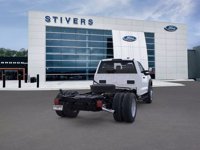 2025 Oxford White Ford F-600SD XL 4X4 Chassis