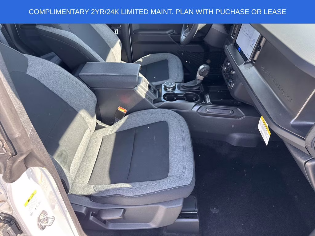 2025 Ford Bronco 4-Door Base - Photo 13