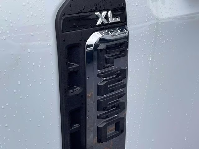 2026 Oxford White Ford Super Duty F-250 SRW XL RWD Truck