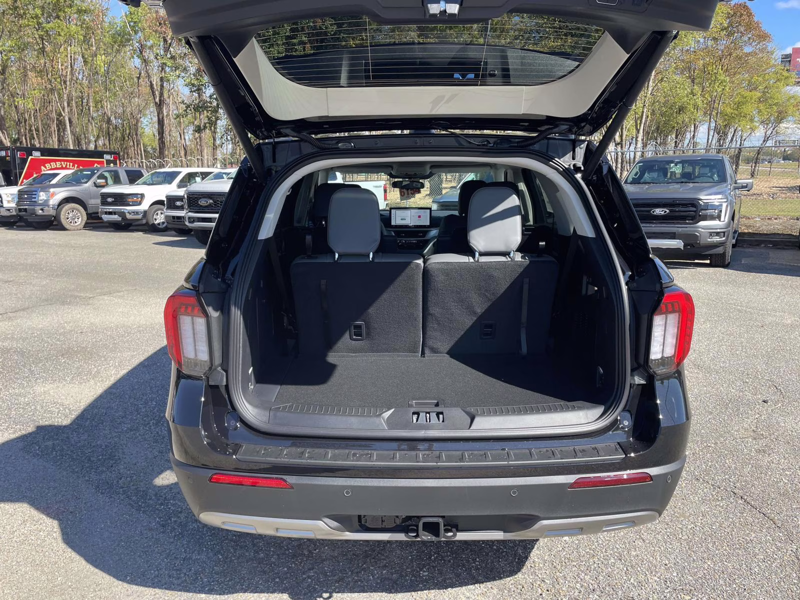 2026 Agate Black Metallic Ford Explorer Active RWD SUV