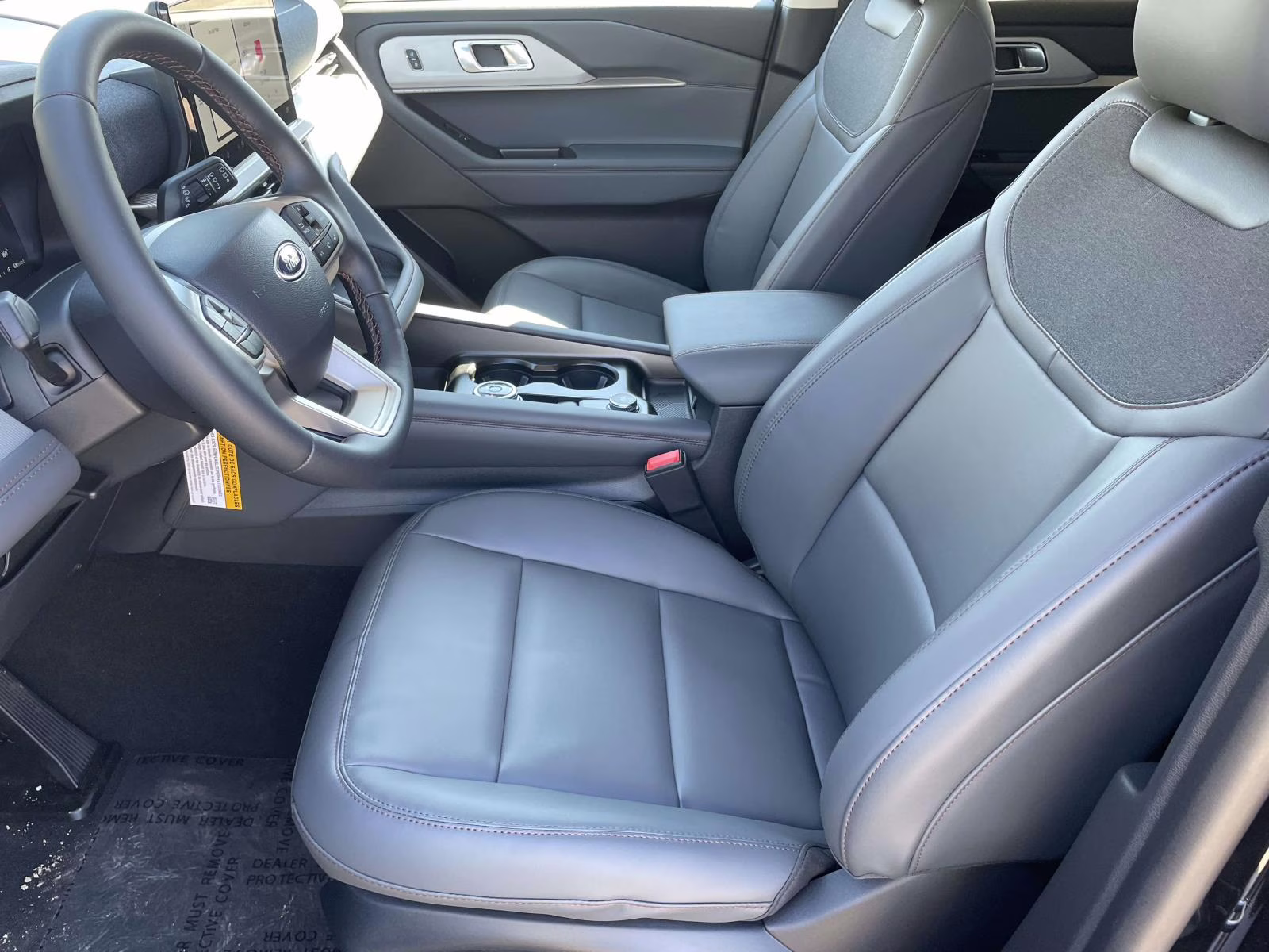 2026 Agate Black Metallic Ford Explorer Active RWD SUV