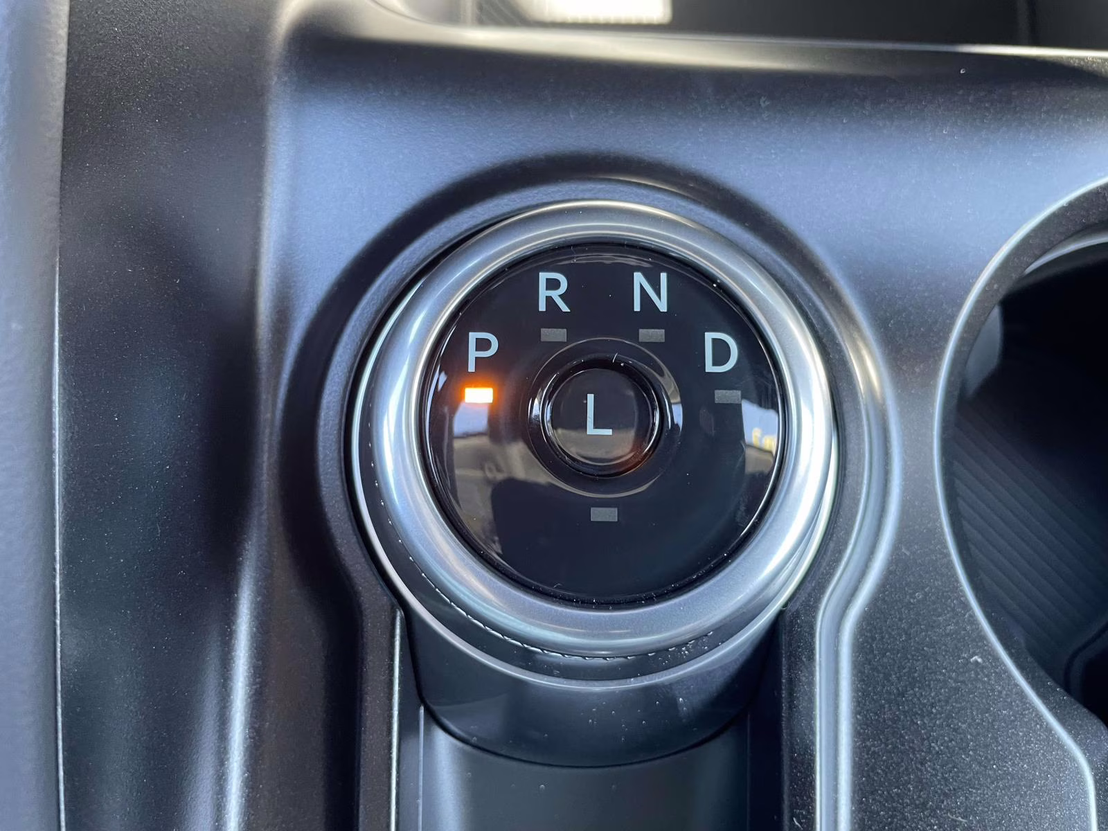 2026 Agate Black Metallic Ford Explorer Active RWD SUV