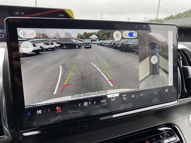 2025 White Metallic Ford Expedition Max Platinum 4X4 SUV