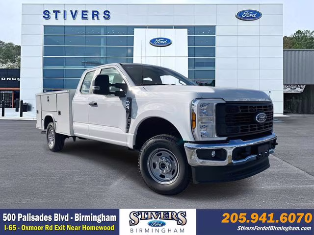 2025 Oxford White Ford Super Duty F-250 SRW XLT 4X4 Truck