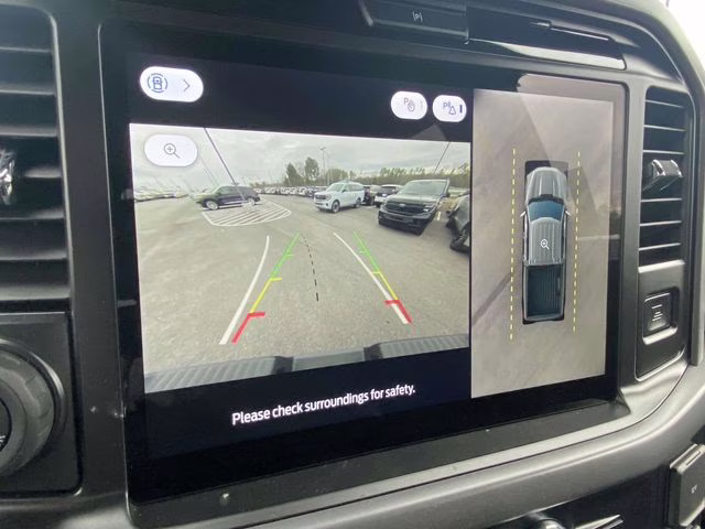 2025 Oxford White Ford F-150 XLT 4X4 Truck