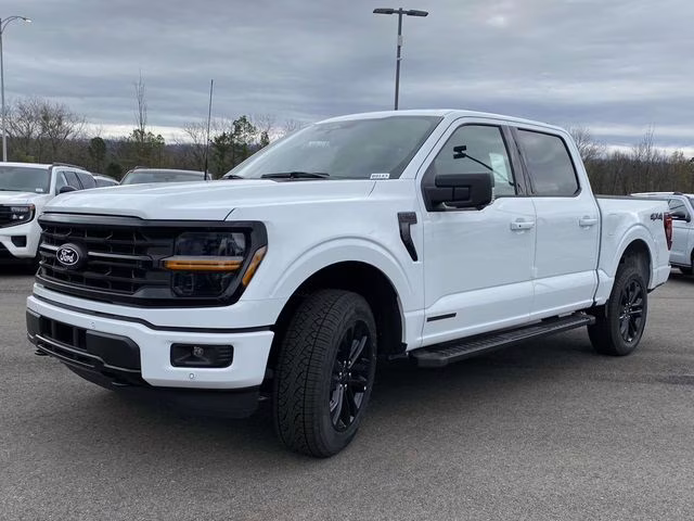 2025 Oxford White Ford F-150 XLT 4X4 Truck