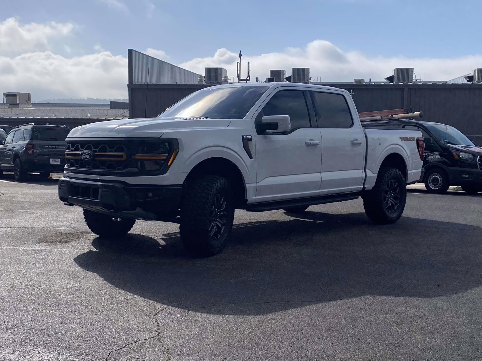 2025 Oxford White Ford F-150 Tremor 4X4 Truck