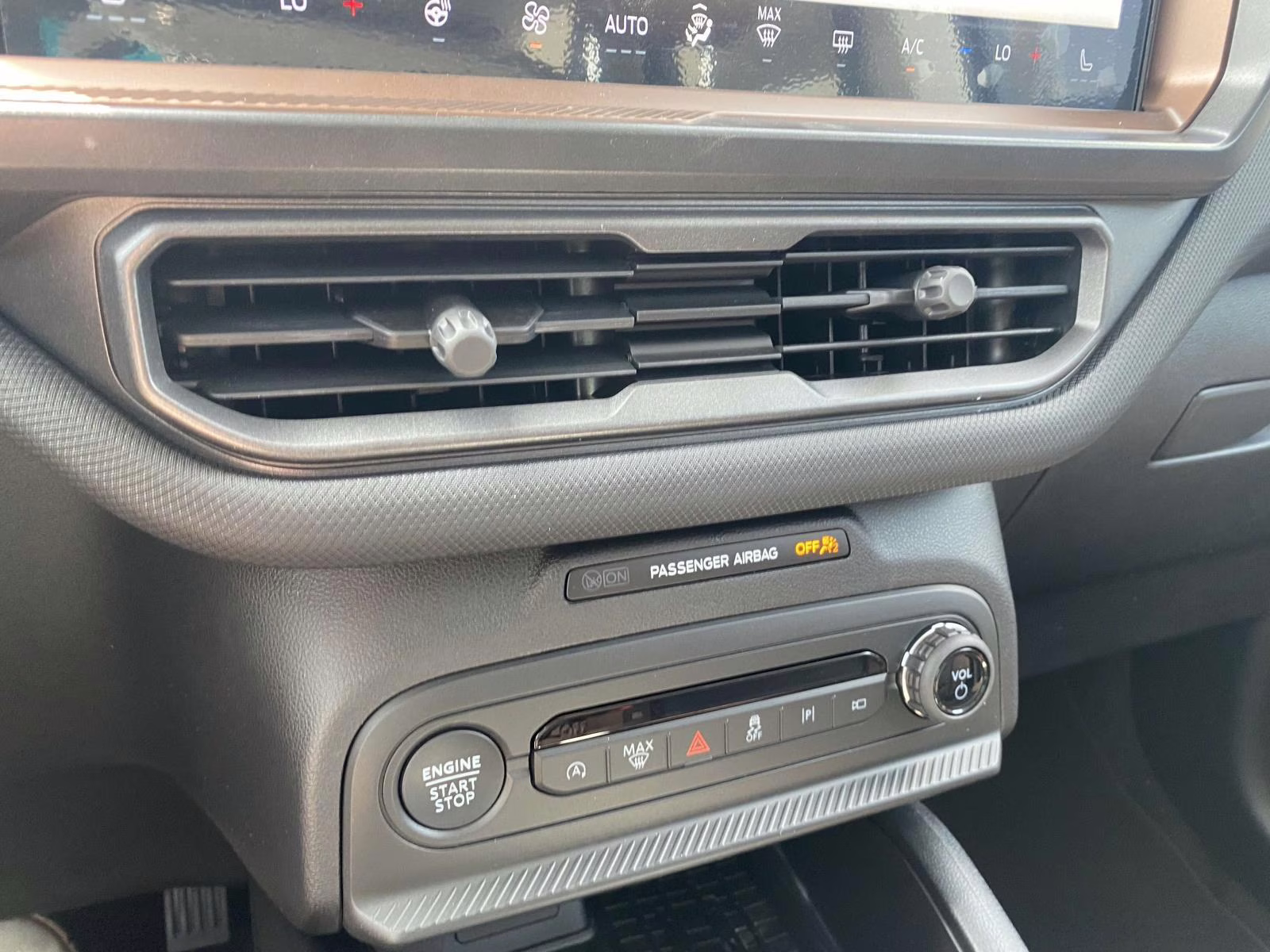 2025 Oxford White Ford Bronco Sport Outer Banks 4X4 SUV