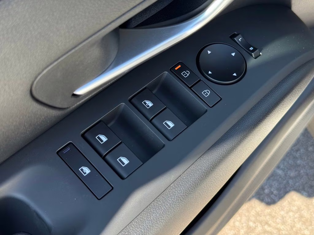 2026 White Pearl Hyundai Tucson SE FWD SUV