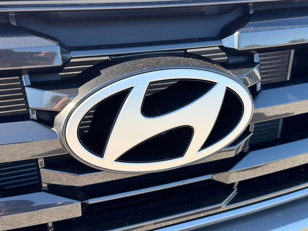 2026 White Pearl Hyundai Tucson SE FWD SUV