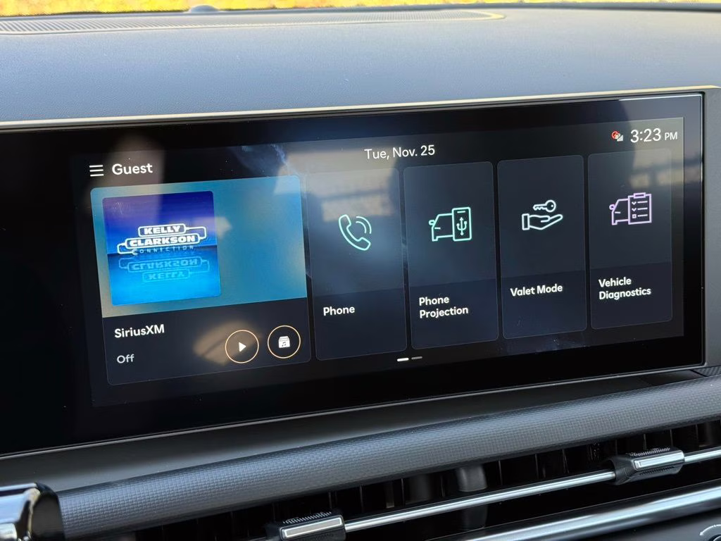 2026 Ultimate Red Hyundai Tucson SE FWD SUV