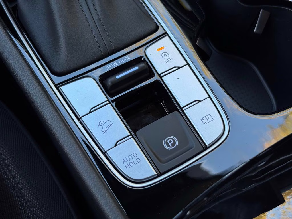 2026 Ultimate Red Hyundai Tucson SE FWD SUV