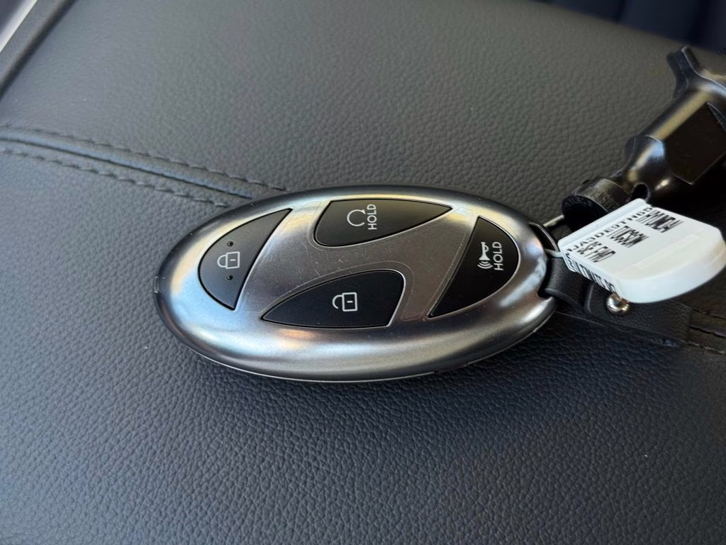 2026 Ultimate Red Hyundai Tucson SE FWD SUV