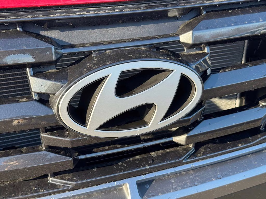 2026 Ultimate Red Hyundai Tucson SE FWD SUV