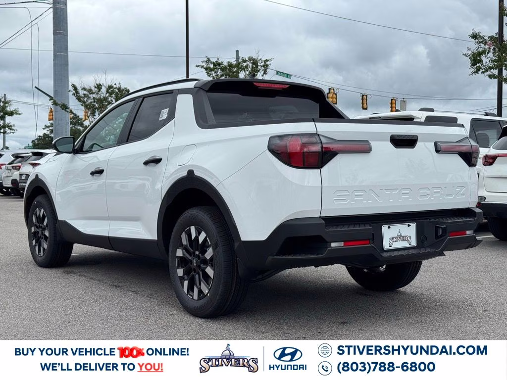 2026 Atlas White Hyundai Santa Cruz SEL FWD Truck