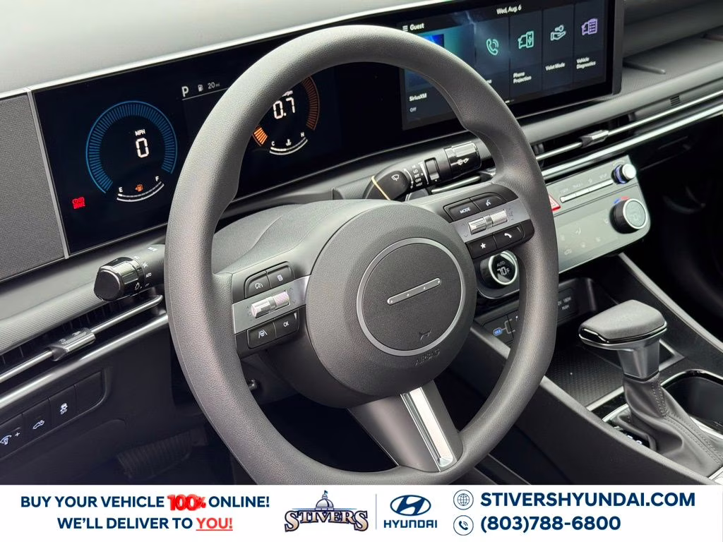 2026 Atlas White Hyundai Santa Cruz SEL FWD Truck