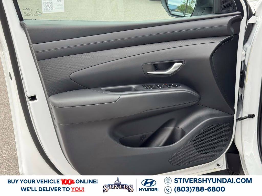 2026 Atlas White Hyundai Santa Cruz SEL FWD Truck