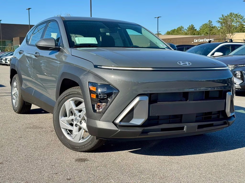 2026 Ecotronic Gray Pearl Hyundai Kona SE FWD SUV