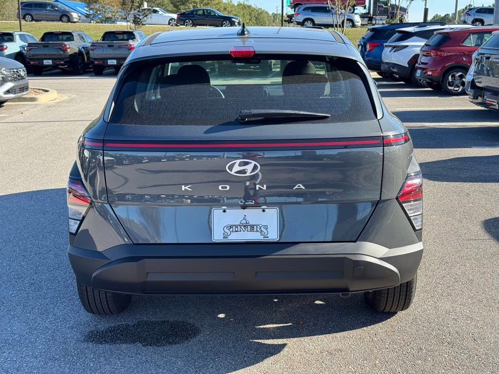 2026 Ecotronic Gray Pearl Hyundai Kona SE FWD SUV