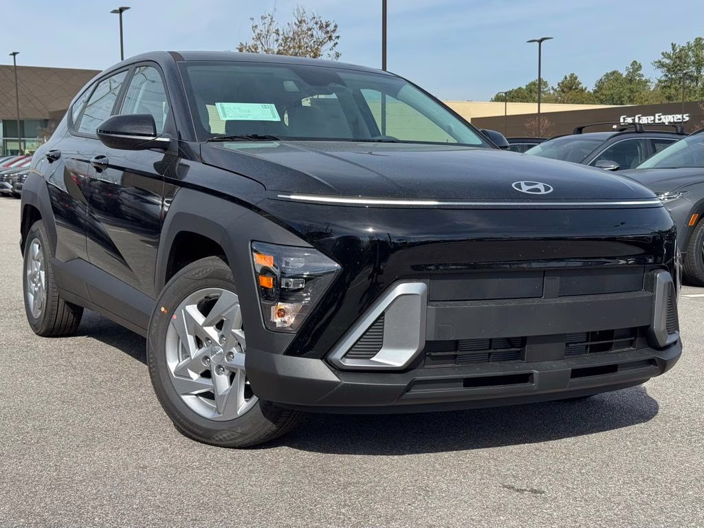 2026 Abyss Black Pearl Hyundai Kona SE FWD SUV