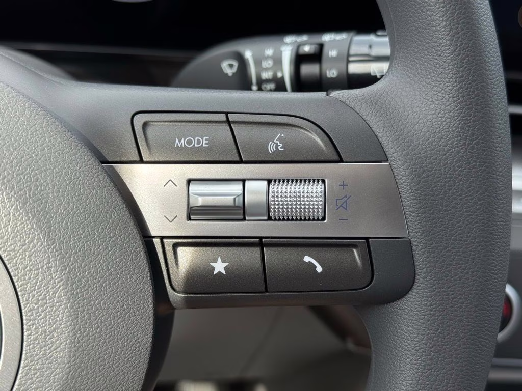 2026 Abyss Black Pearl Hyundai Kona SE FWD SUV